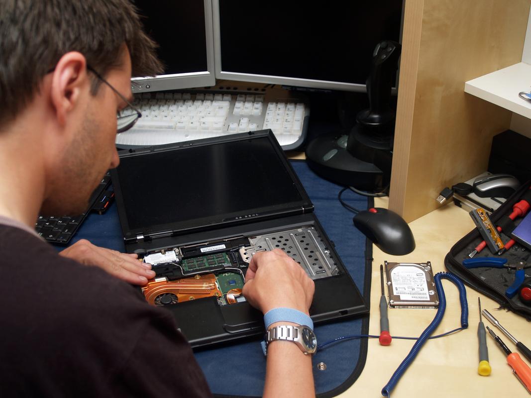 电脑城真的全是坑吗？一次维修经历引发的思考