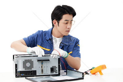 计算机维修中测电表的正确使用与观察要点